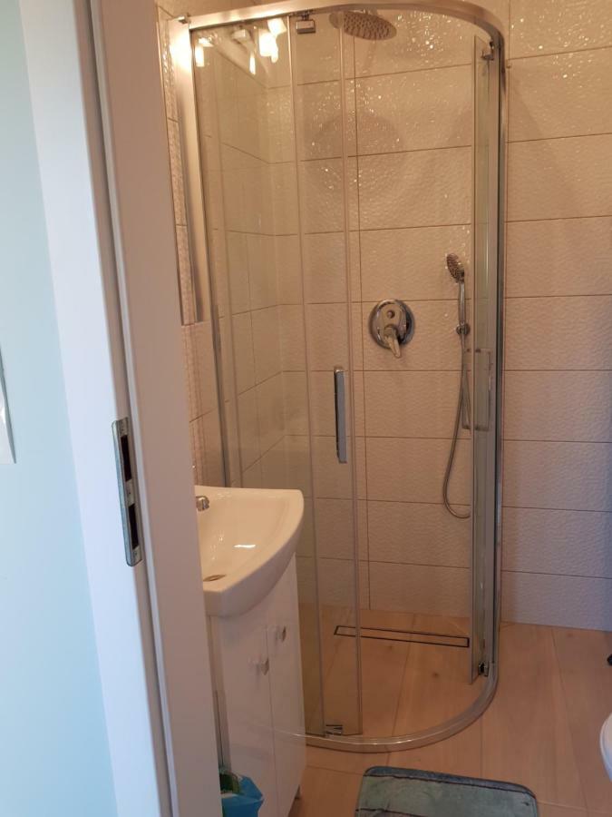 Pokoiki Krotka10 Ustronie Morskie Exterior foto
